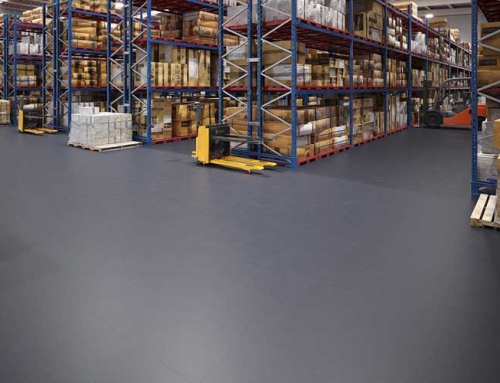 A new and clean warehouse with Modulfix industrial tiles