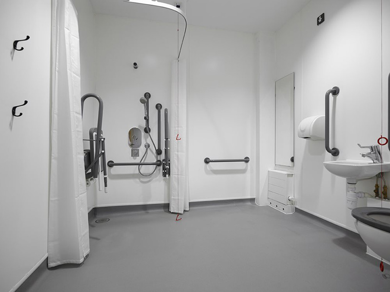 Aquasafe r11 anti-slip flooring for showers in main bathrooms