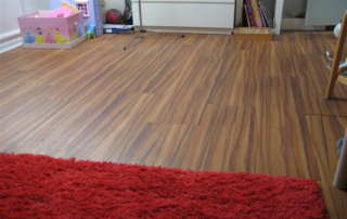 Acoustic parquet flooring hotel room without work - Decoplank