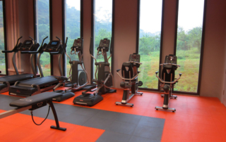 Modulfix spinning vinyl sport tiles