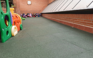 Green rubber tiles for playgrounds Supragom main