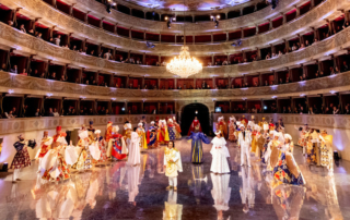 Mirrored vinyl theater floor Mirror main floor