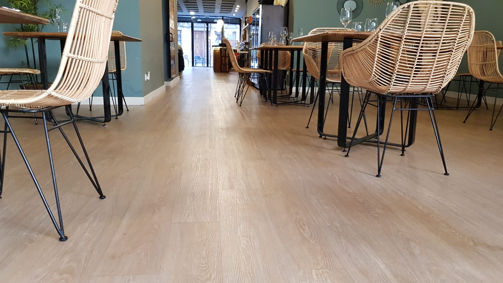 suelo de PVC para restaurantes