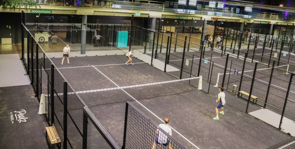 Césped Artificial Negro para Pistas de Pádel Interior
