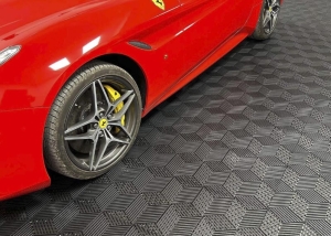 supratrax3D-modular-floor-for-garages-type-swisstrax