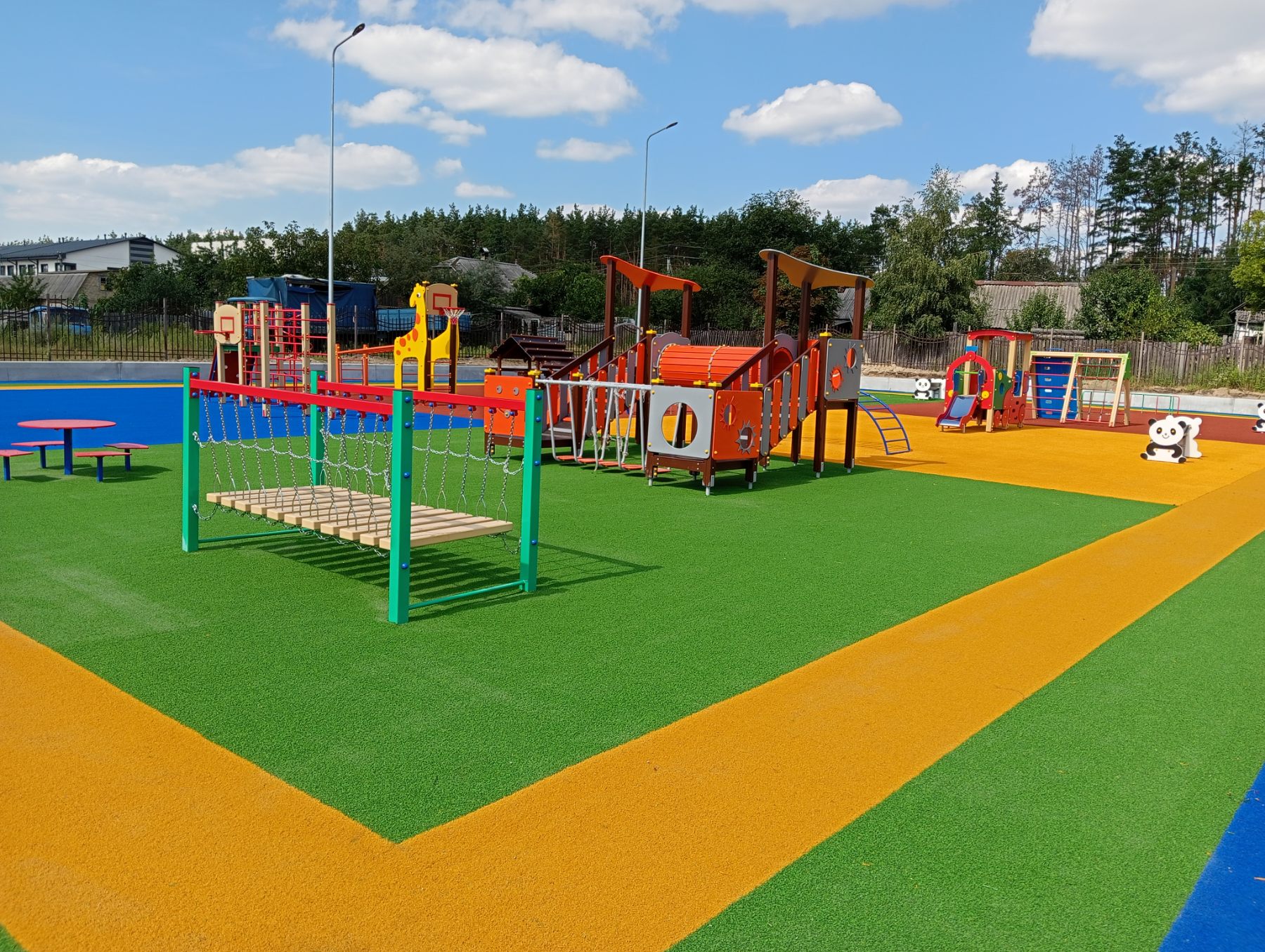 Césped Artificial para Parques Infantiles – Supratrail GP12 Sport
