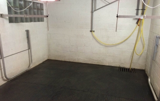 Cavalry box floor