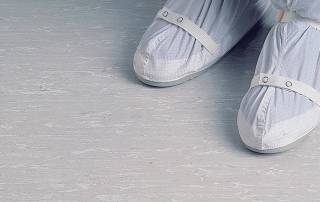 Antistatic dissipative vinyl flooring for clean rooms, laboratories.